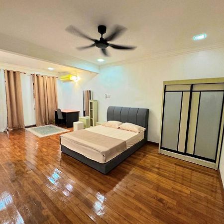 Ibai Golf Home Resort Homestay Куала Теренгану Екстериор снимка