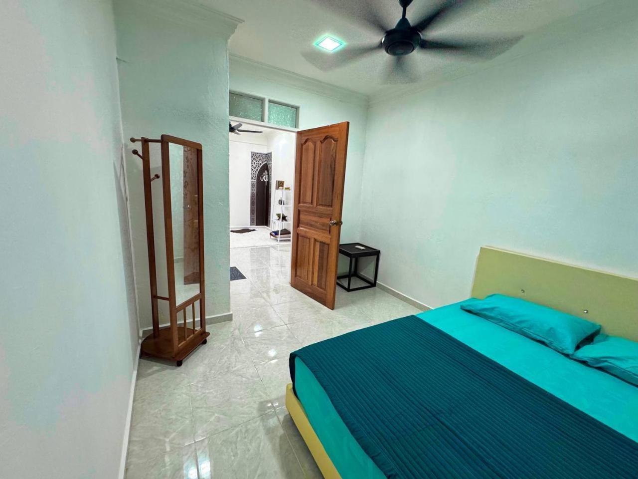 Ibai Golf Home Resort Homestay Куала Теренгану Екстериор снимка